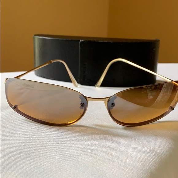 Prada sunglasses - Picture 1 of 2